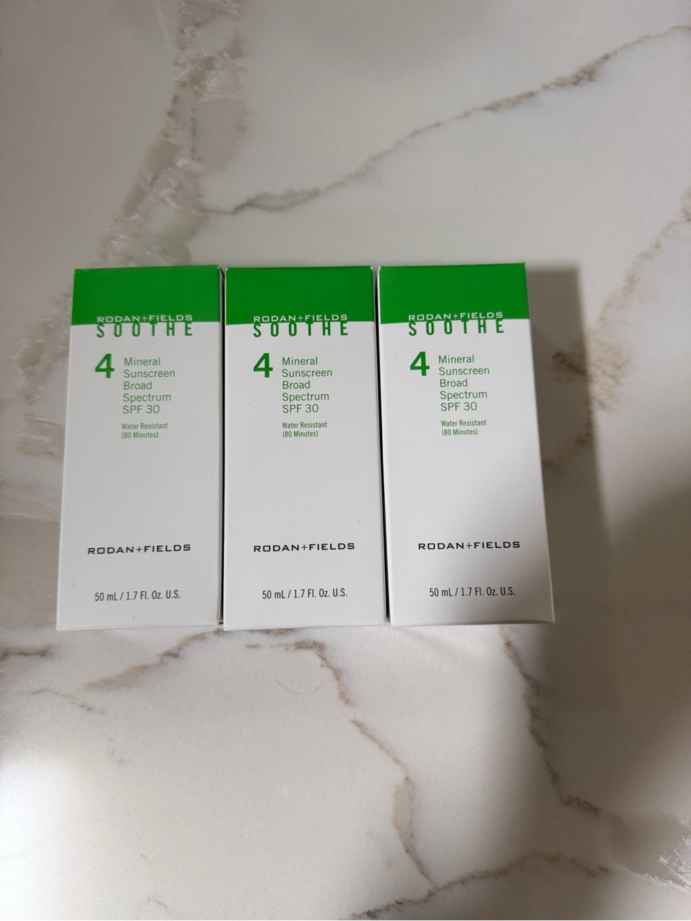 Rodan + Fields Soothe Mineral Sunscreen SPF 30 – White & Green Packaging